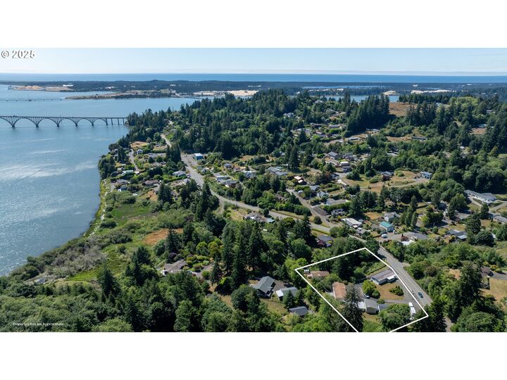 67420 E Bay Rd  North Bend OR 97459 photo