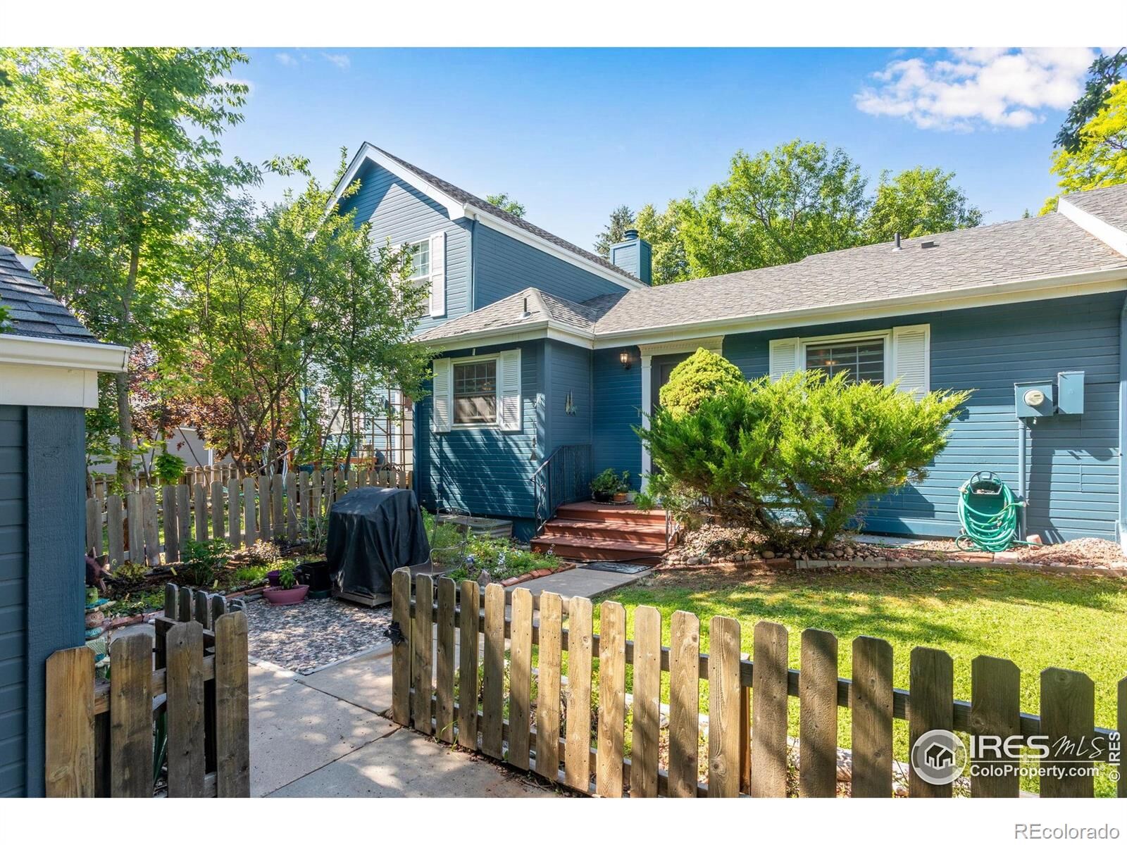 Property Photo:  1333 Village Park Court  CO 80526 