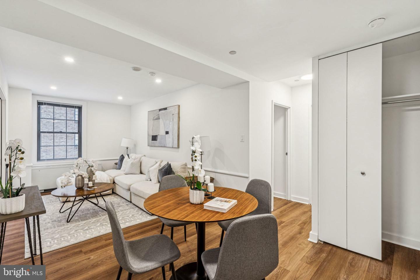 Property Photo:  219 S 18th Street 29 1415  PA 19103 