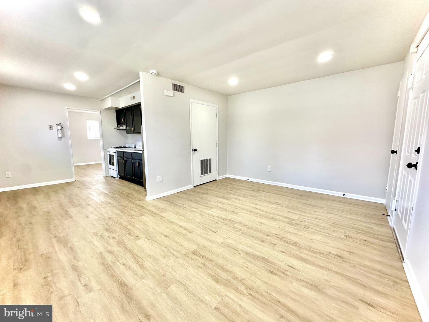 Property Photo:  4401 Sheffield Avenue 4401-9  PA 19136 