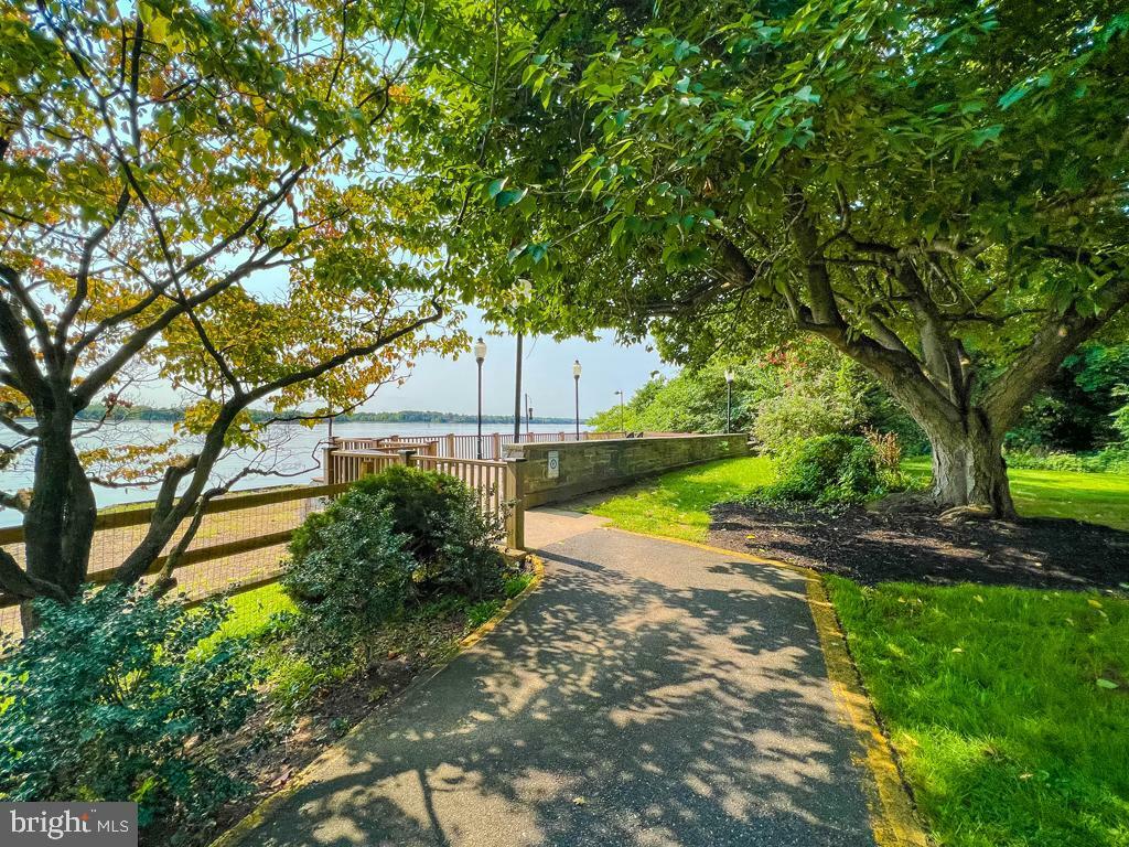 Property Photo:  71204 Delaire Landing Road 204  PA 19114 