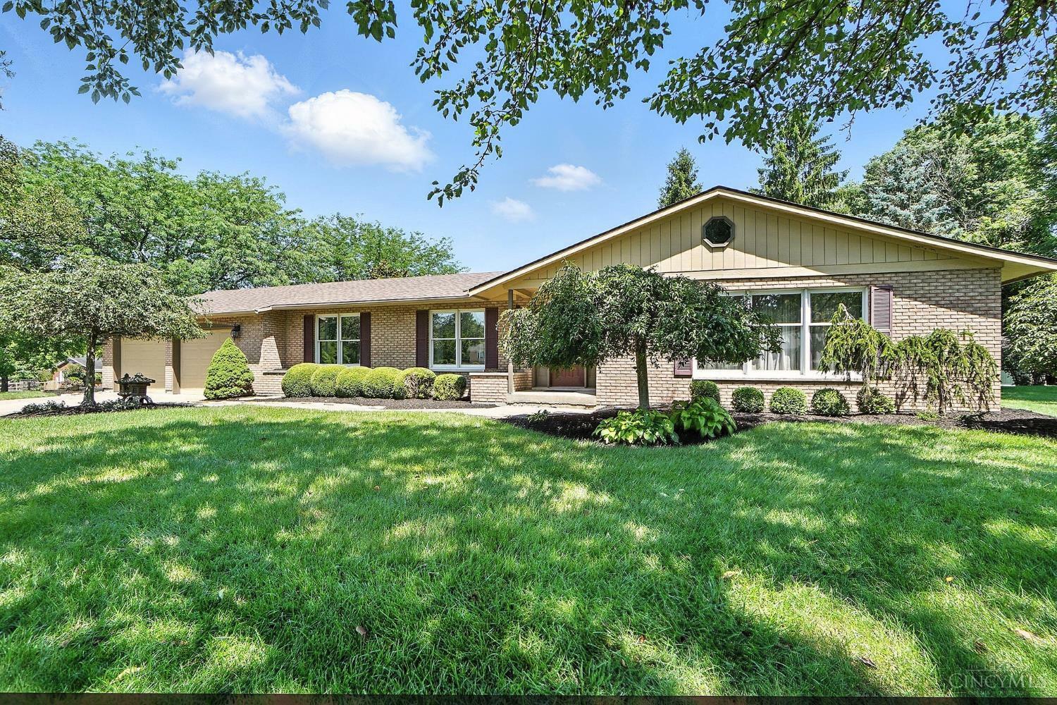 Property Photo: 6570 Glastonbury Court OH 45005