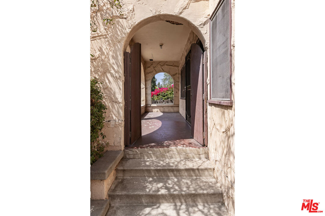 Property Photo: 2015 Hyperion Ave CA 90027