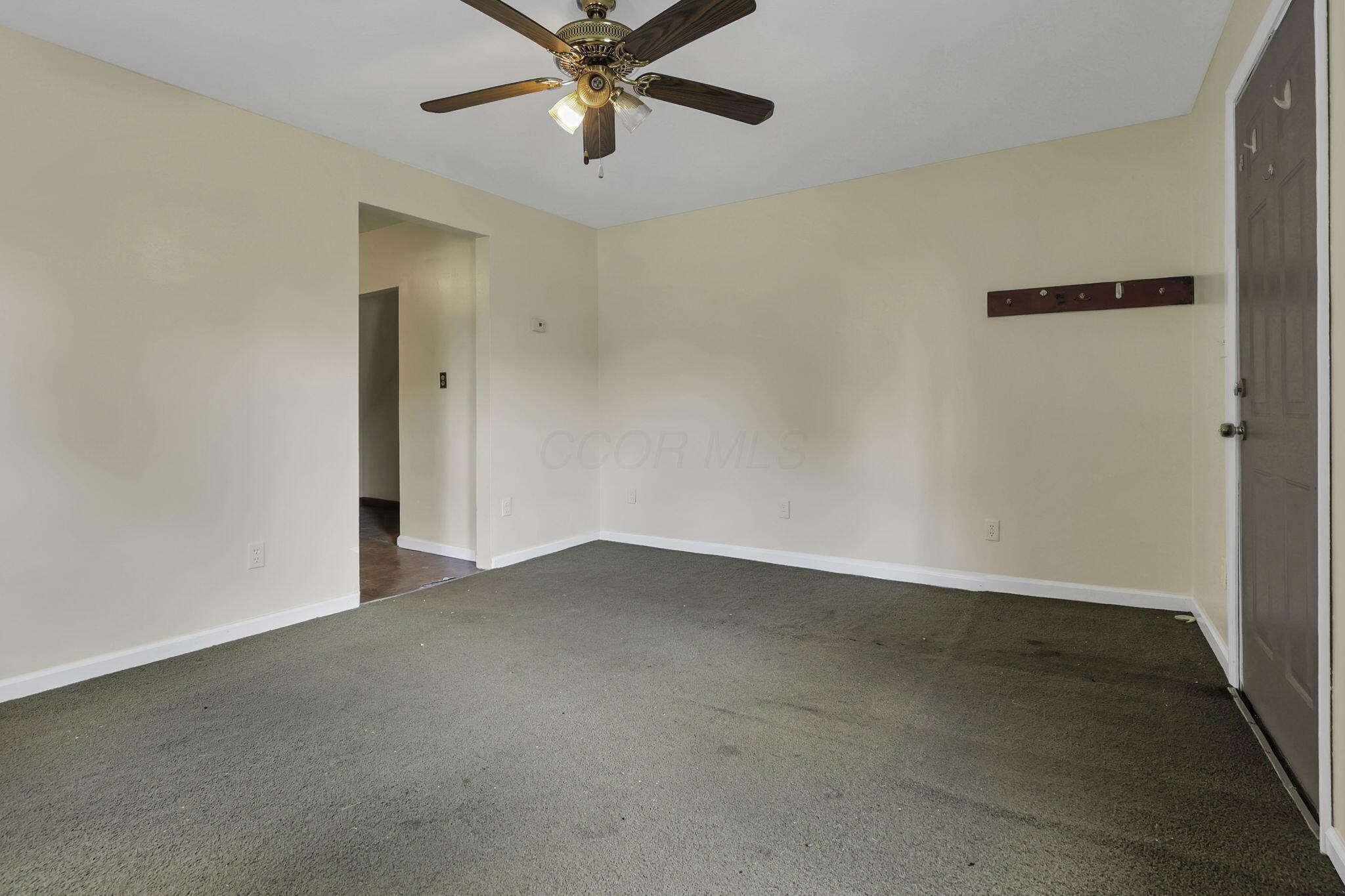 Property Photo:  351-353 Barclay Street  OH 43055 
