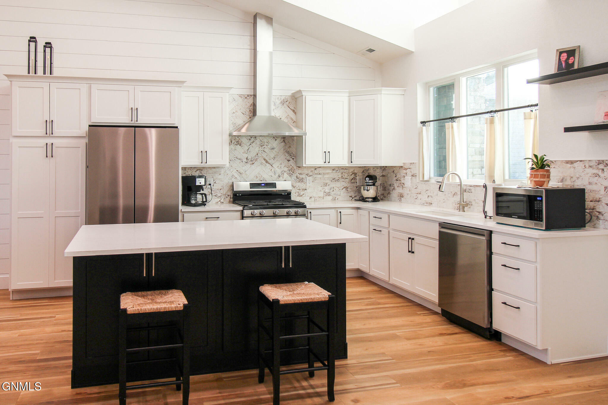 Property Photo:  8127 Hawktree Drive  ND 58503 