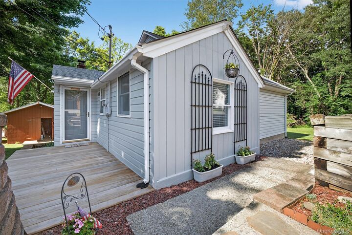 62 Lakeside Drive  New Windsor NY 12553 photo