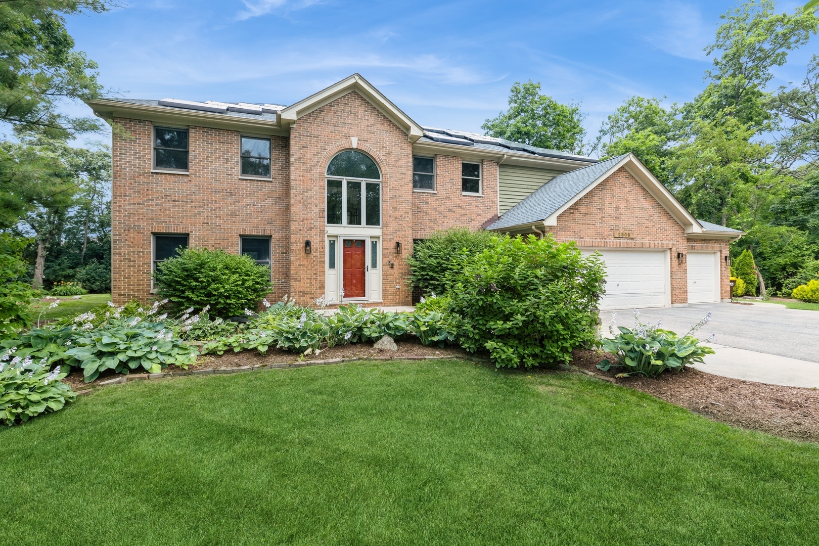 Property Photo: 2809 Jenny Jae Lane IL 60012