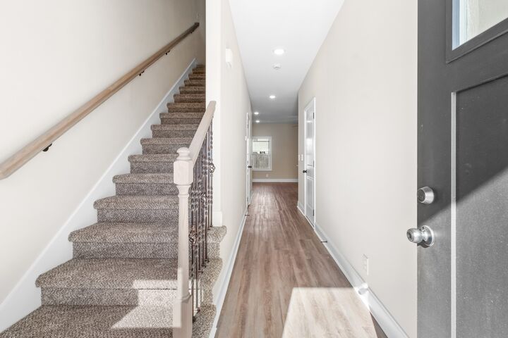 Property Photo:  204 W Fallow Ct  TN 37040 