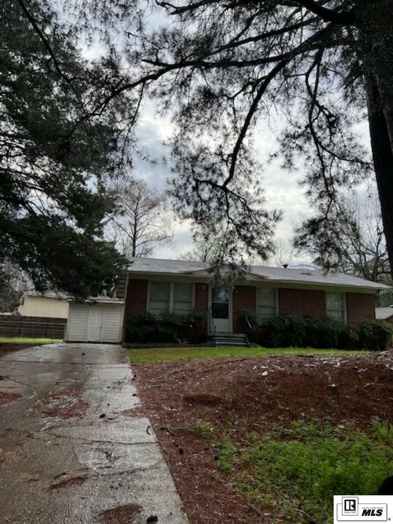 Property Photo: 120 Neal Avenue LA 71291