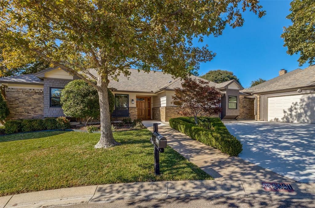 8541 Woodlake Circle  Fort Worth TX 76179 photo
