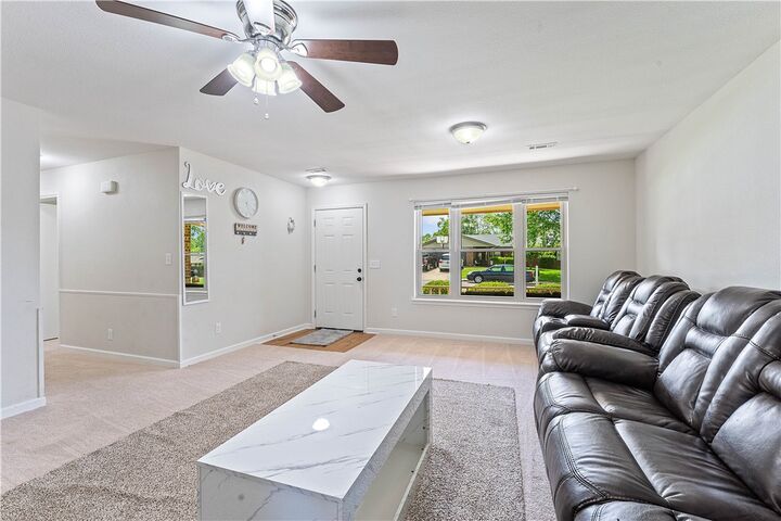 Property Photo:  1903 Jean Street  AR 72762 