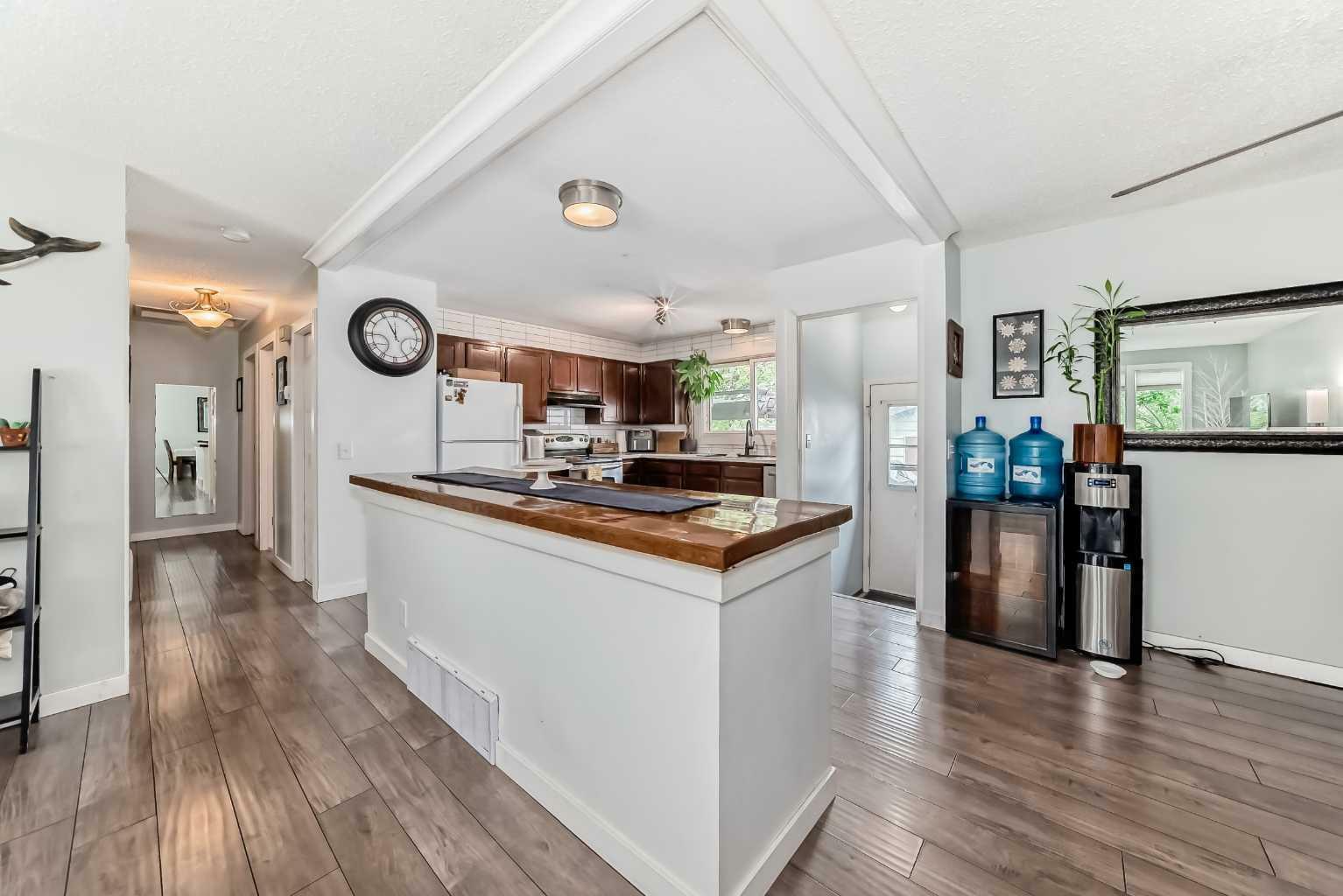 Property Photo:  100 Bettenson Street  AB T4R 1J9 