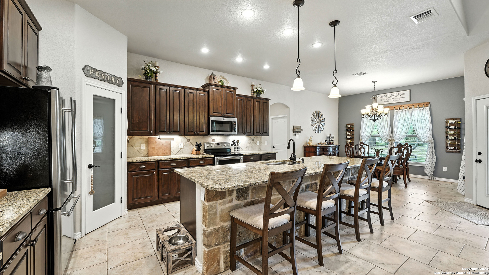 Property Photo:  240 River Park  TX 78130 