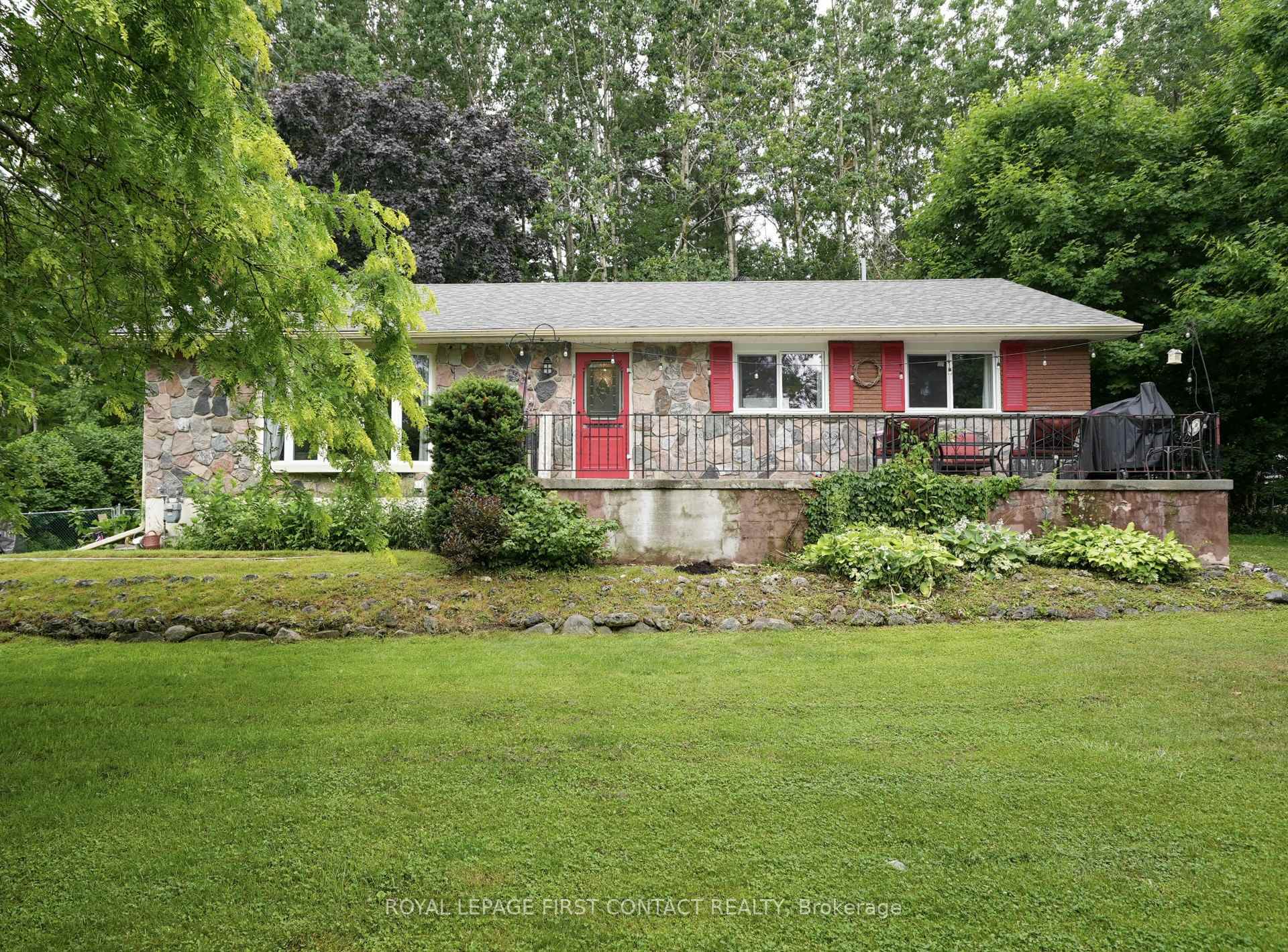 Property Photo: 2002 North Orr Lake Road ON L0L 1P0