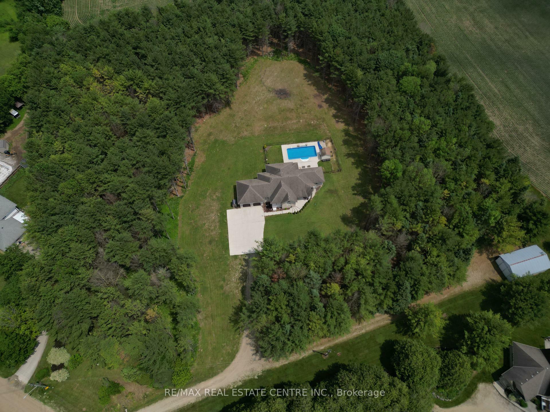 Property Photo: 230 South Water Street ON N0G 2L3