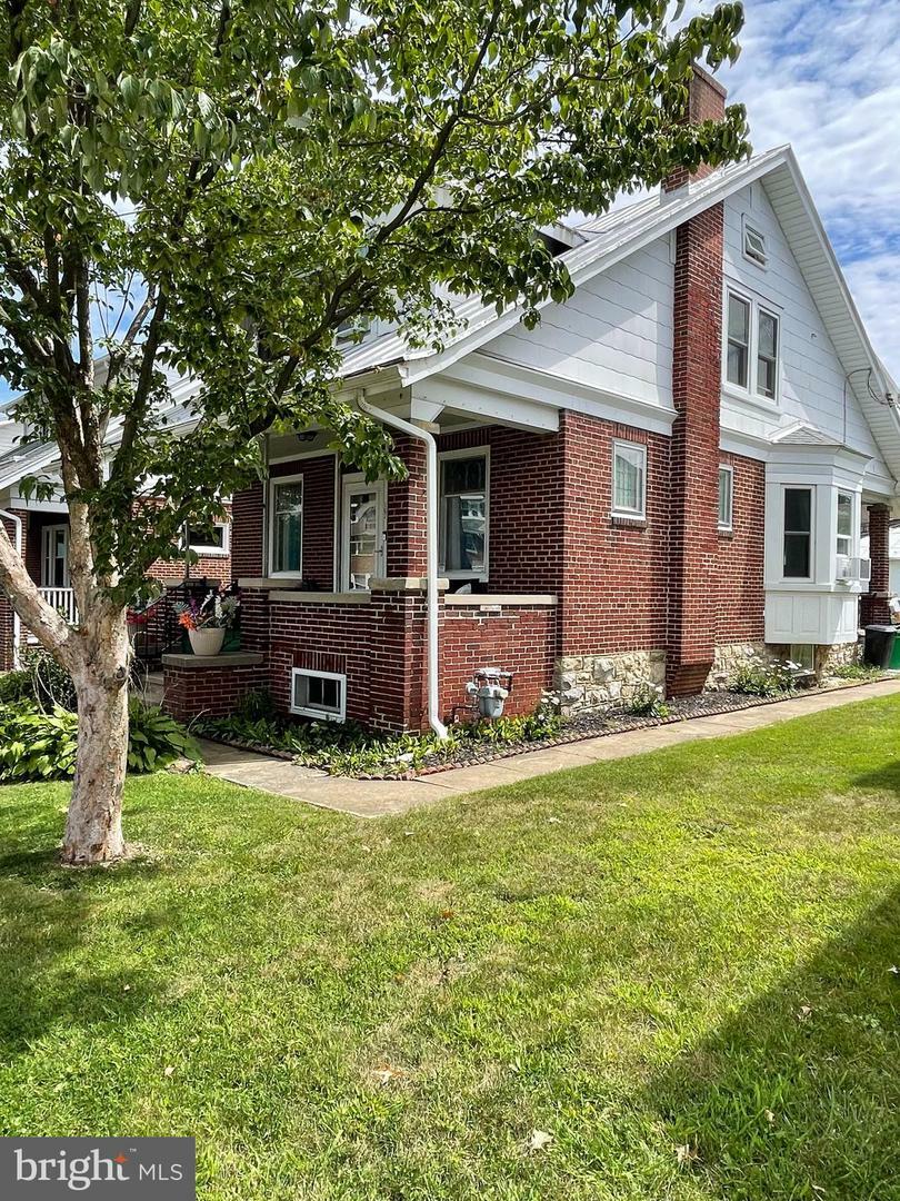 Property Photo:  107 N Miller Street  PA 19607 