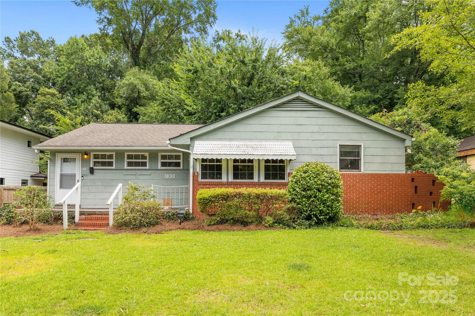 Property Photo: 1830/1832 Academy Street NC 28205