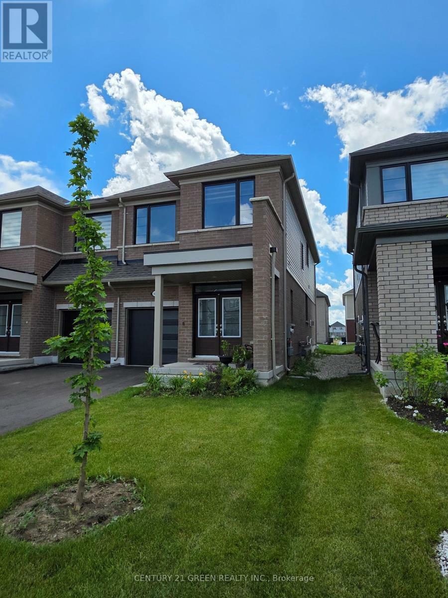 Property Photo: 186 Elliot Avenue West ON N1M 0H7