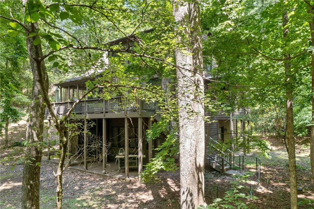 Property Photo: 326 Woodland Trace GA 30143