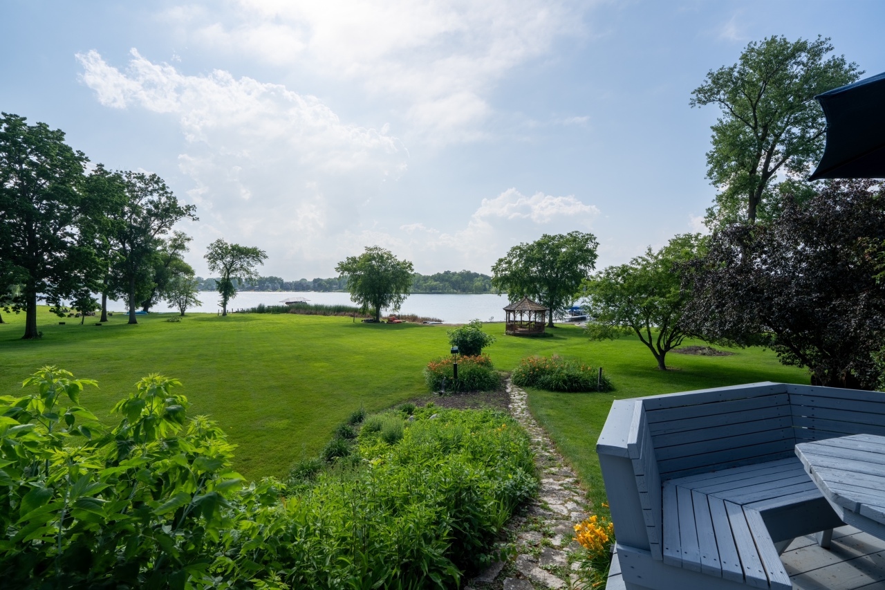 Property Photo: S82w15980 Bass Bay Ln WI 53150