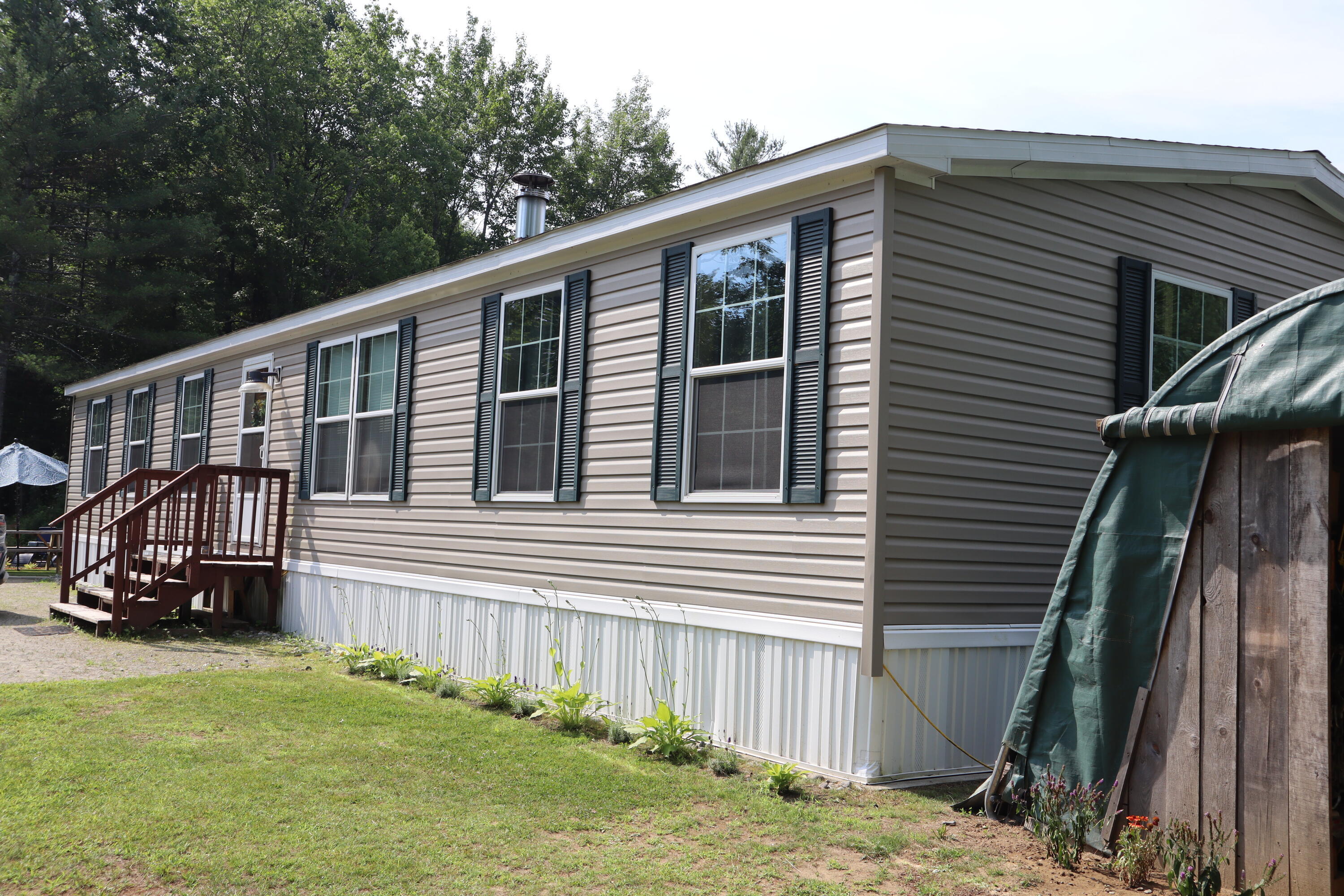 Property Photo: 1390 Hinckley Road ME 04927
