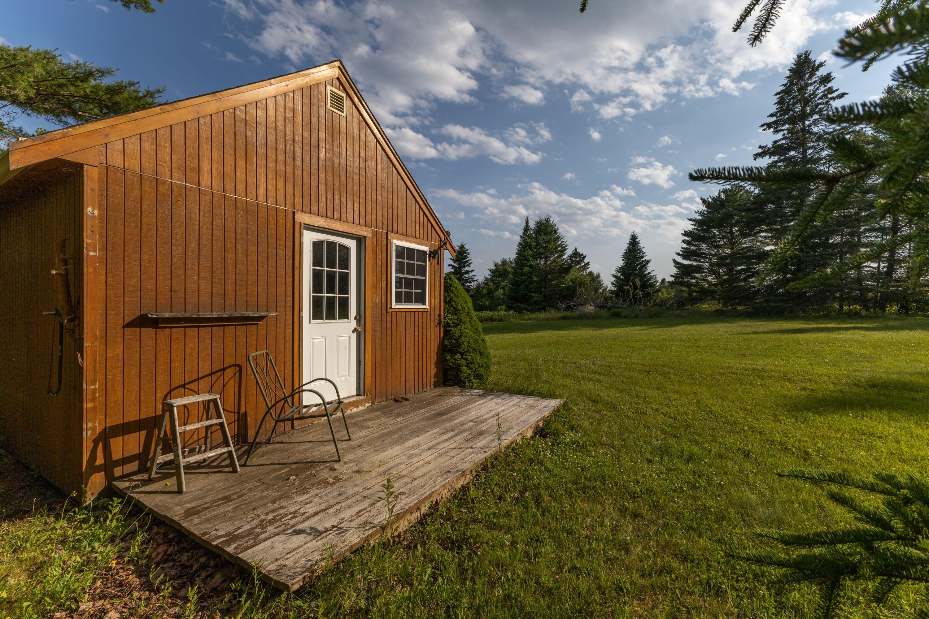Property Photo:  25 Farm Edge Road  ME 04664 
