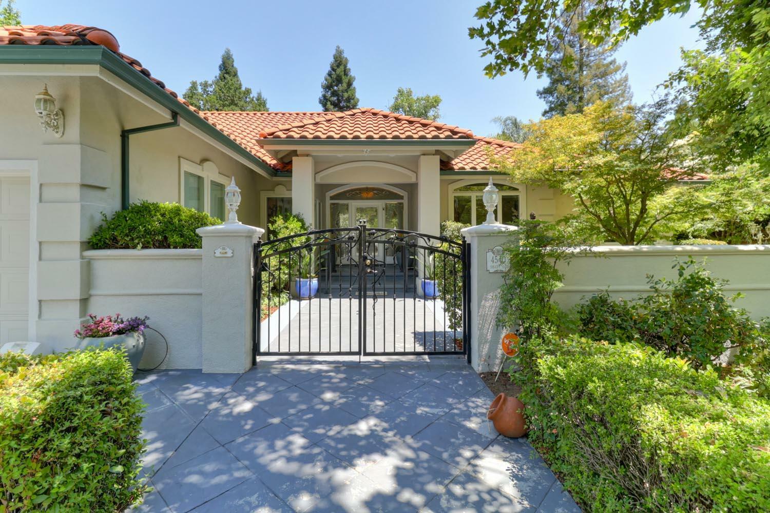 Property Photo: 4540 Shady Oak Way CA 95628