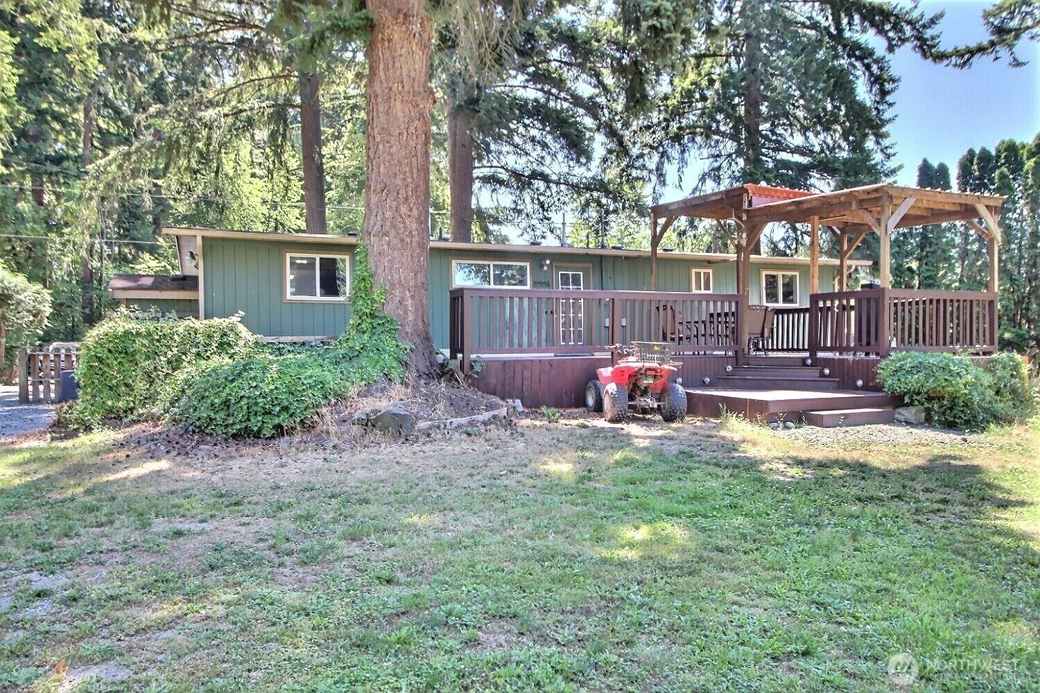 Property Photo:  36204  108th Avenue Ct E  WA 98328 