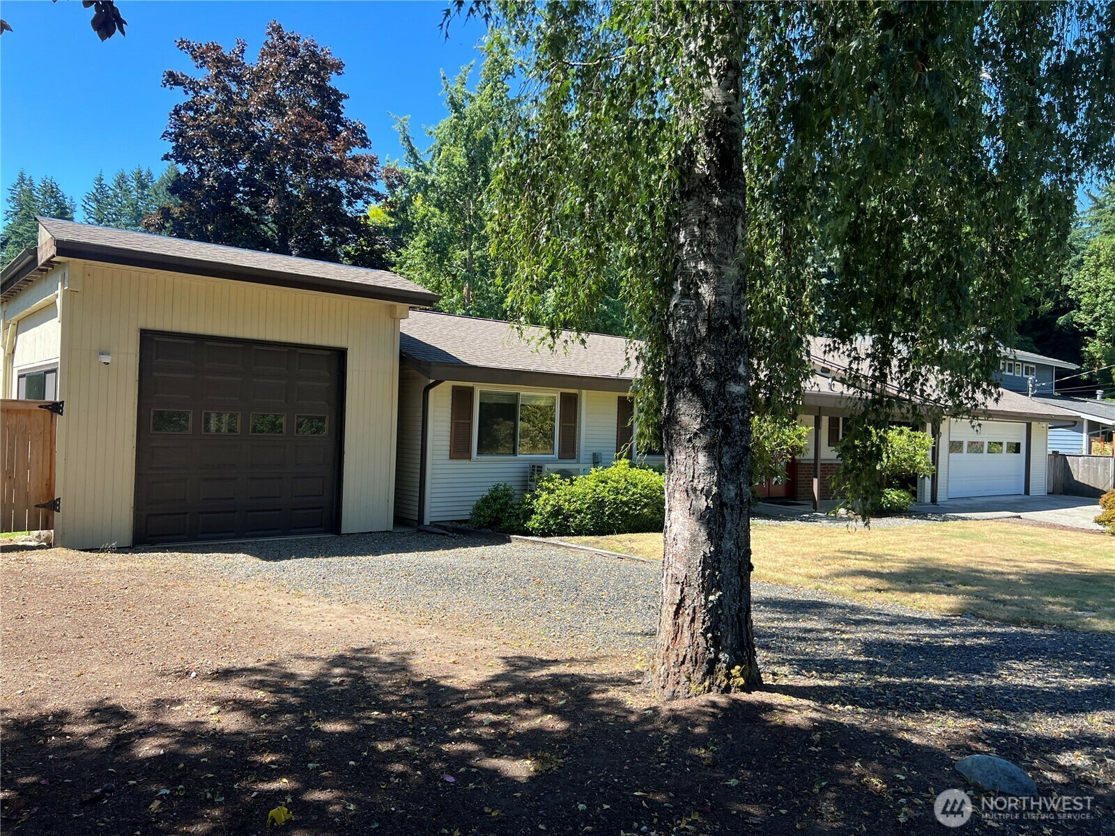 Property Photo: 15667 SE 24th Street WA 98008