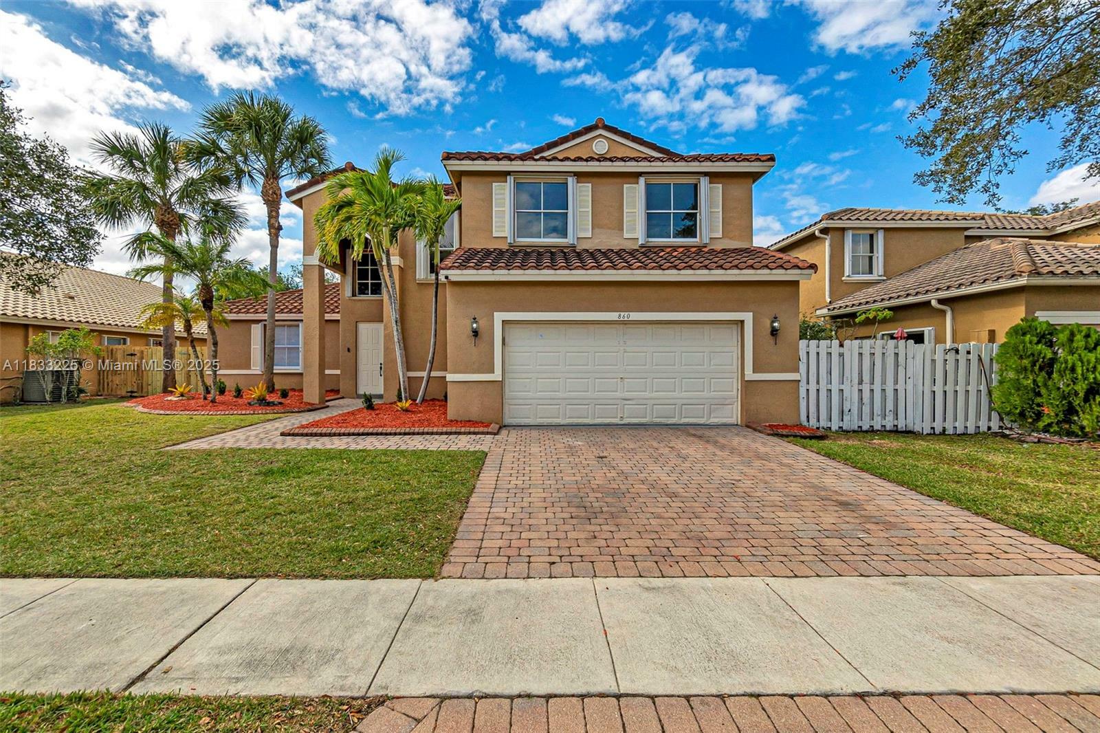 860 SW 191st Ave  Pembroke Pines FL 33029 photo