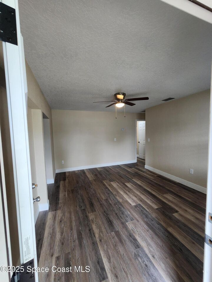 Property Photo: 410 Fourth Street FL 32953