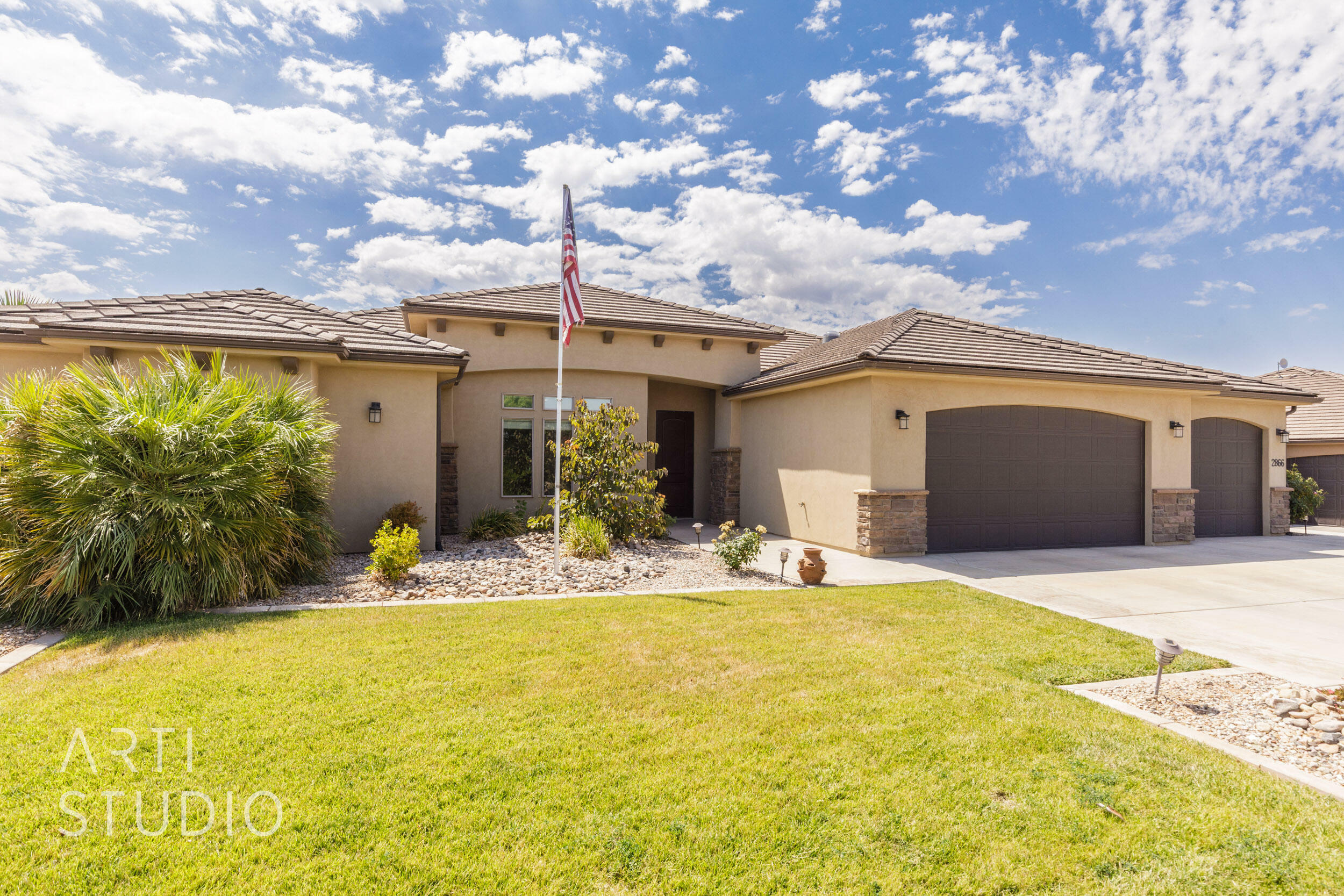 Property Photo:  2866 E Carmine Dr  UT 84790 