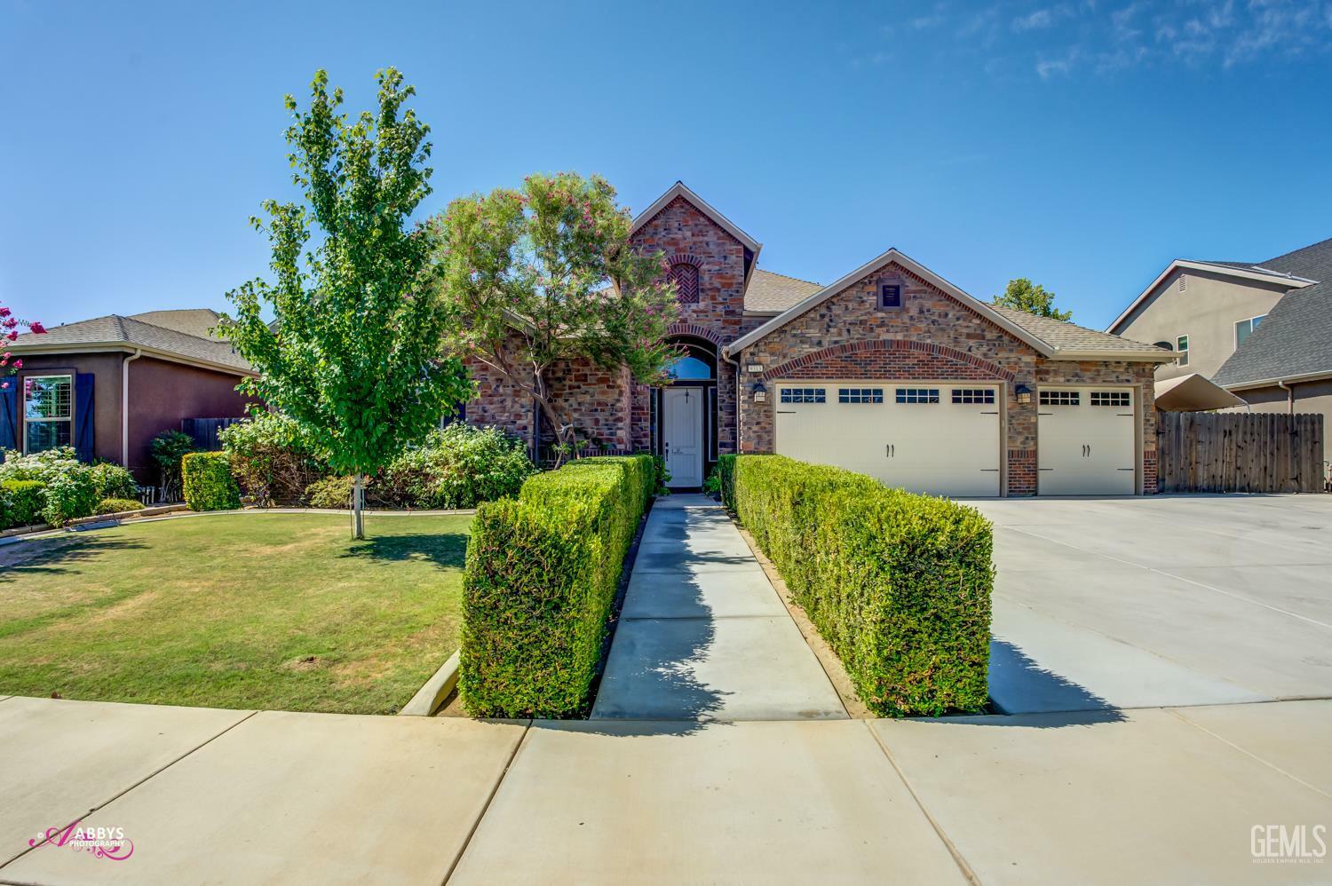 9313 Rancho Viejo Drive  Bakersfield CA 93314 photo