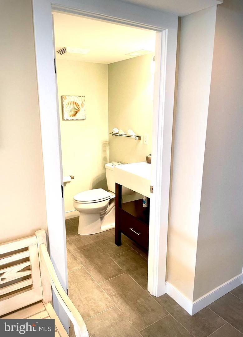 Property Photo: 806 S Edgewater House Road 806S DE 19930