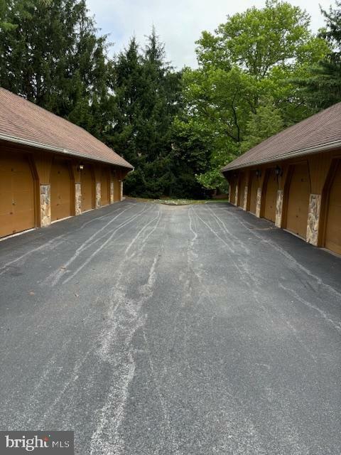 Property Photo: 20 Valley Stream Lane PA 19087