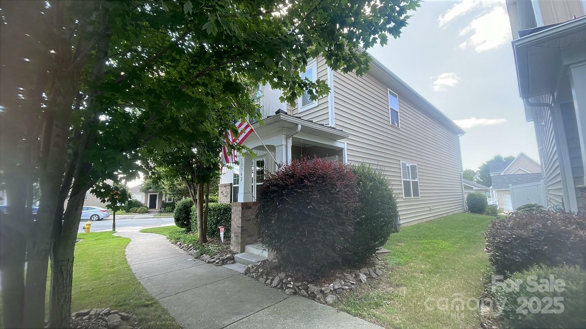 13742 Bonnerby Court  Huntersville NC 28078 photo