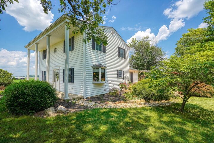 Property Photo: 19590 Florence Chapel Pike OH 43113