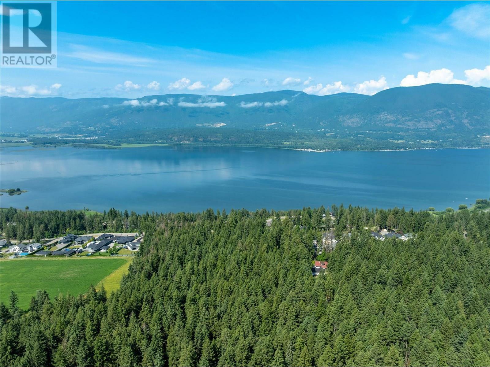 3610 20 Street Northeast  Salmon Arm BC V1E 2G9 photo
