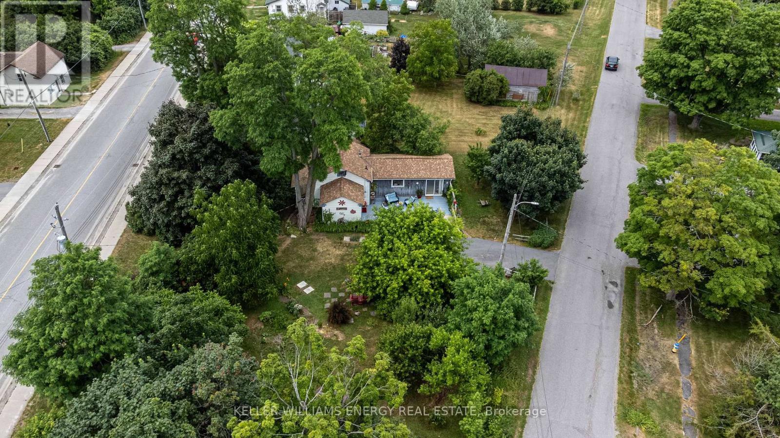 Property Photo: 102 County Road 29 ON K0K 1T0