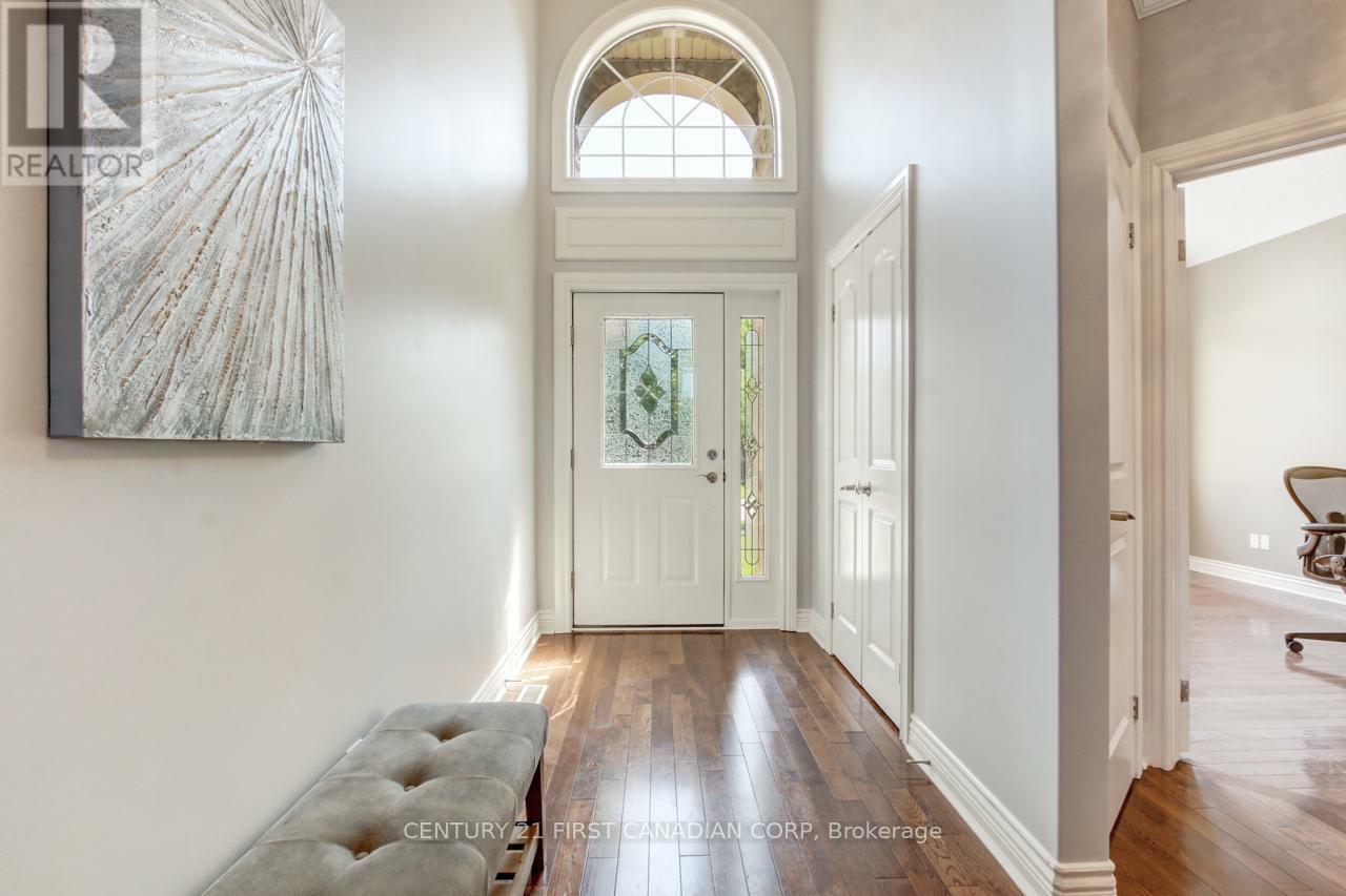 Photo de la propriété: 1447 Kains Terrace ON N6K 4Z6
