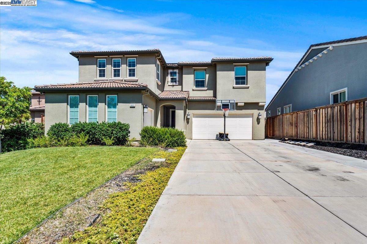 Property Photo: 6832 Spanner Ct CA 95377