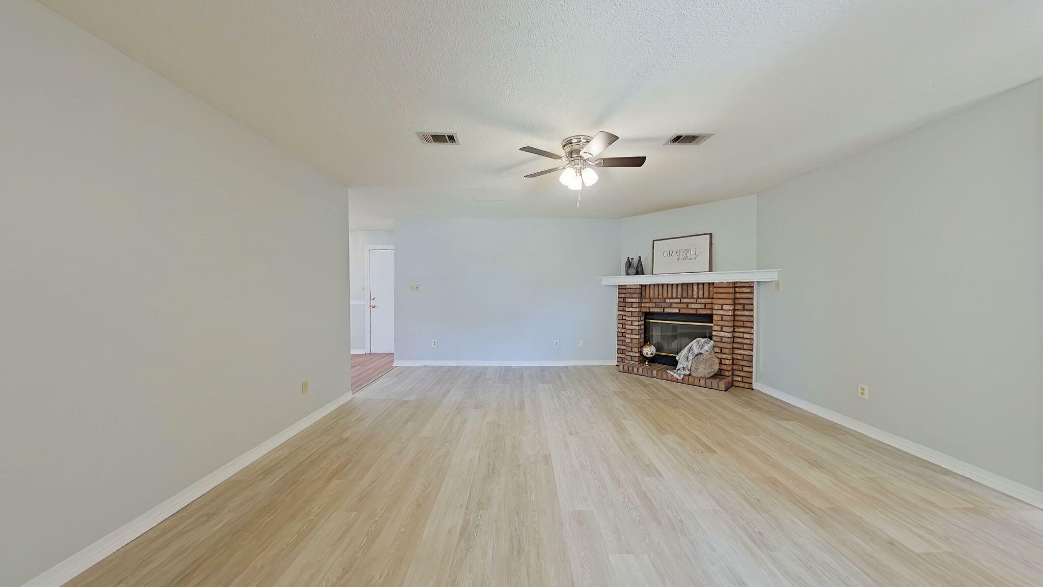 Property Photo: 451 Chris Lane FL 32569