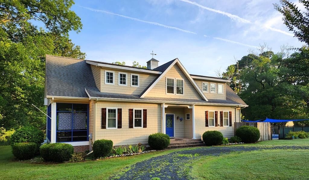 Property Photo:  1 Turner St  VA 23417 