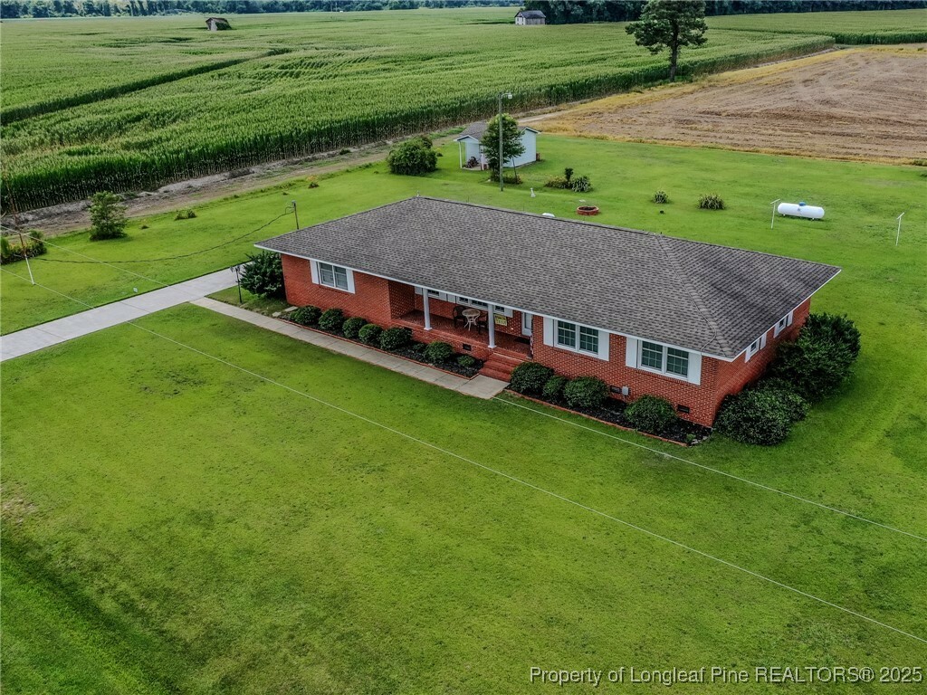 Property Photo: 2161 Bloomingdale Road NC 28369