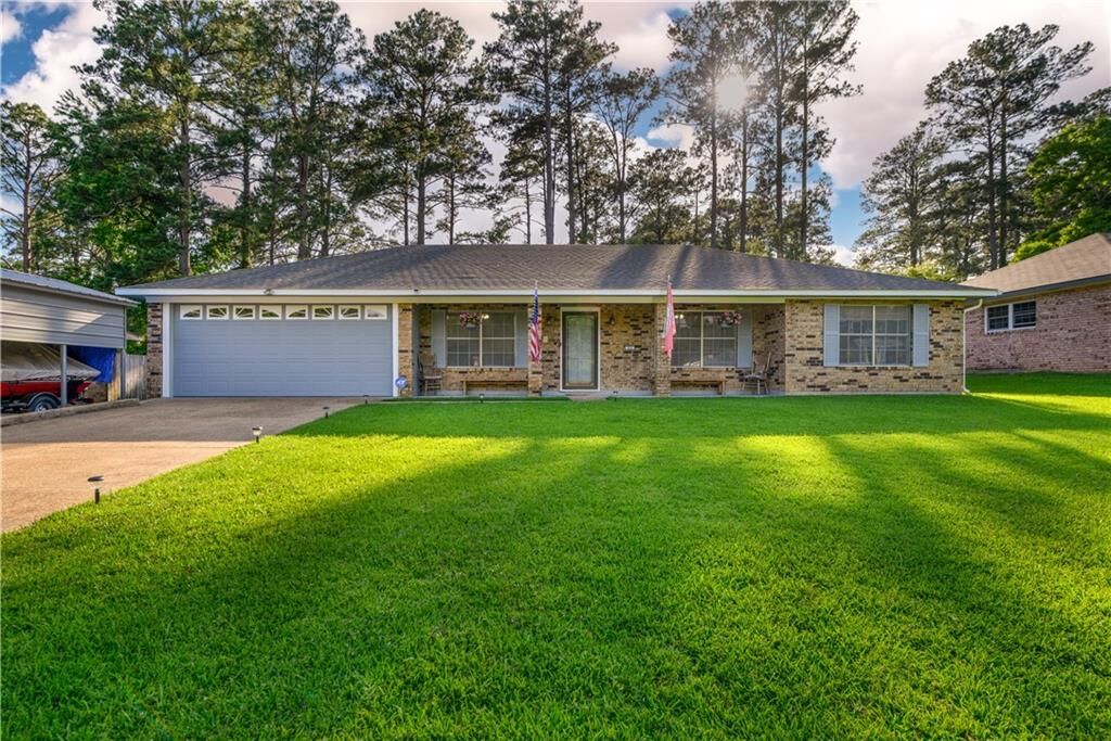 Property Photo: 323 Fendler Parkway LA 71360