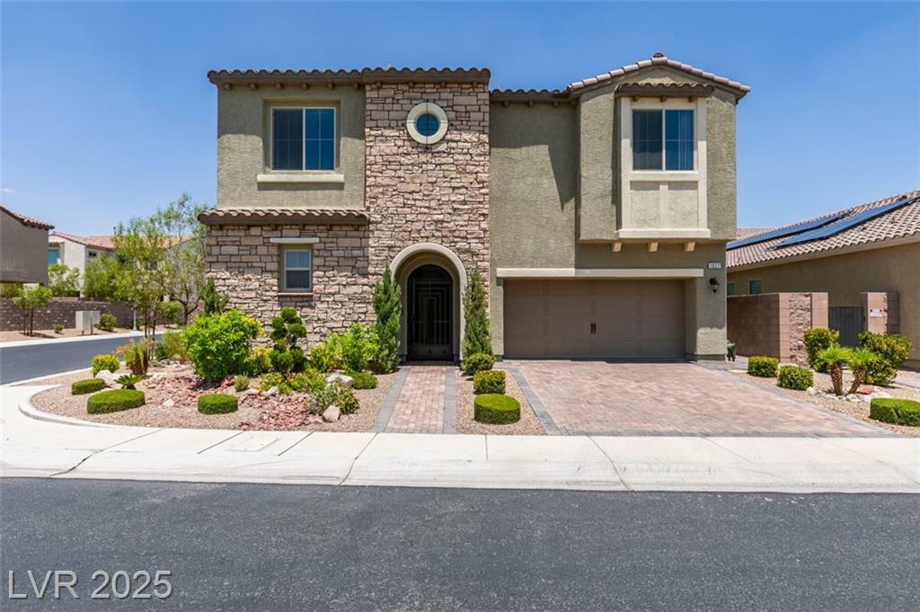 Property Photo: 1027 Whitworth Avenue NV 89148