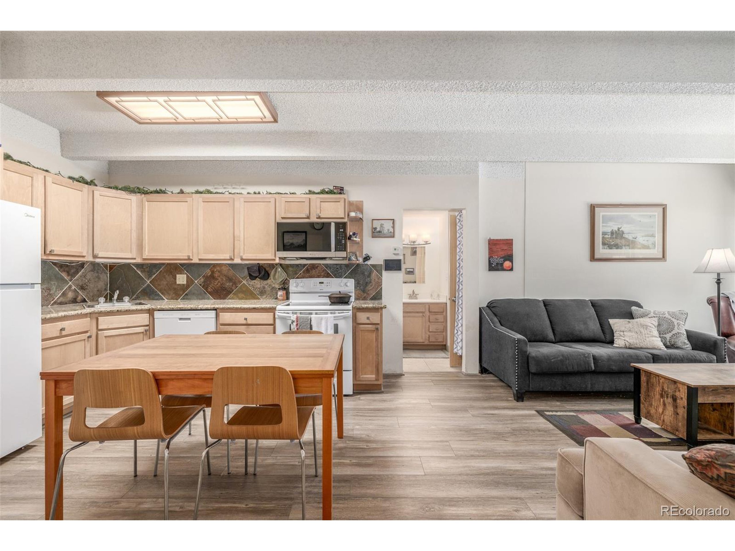 Property Photo: 200 Granite St 102 CO 80443