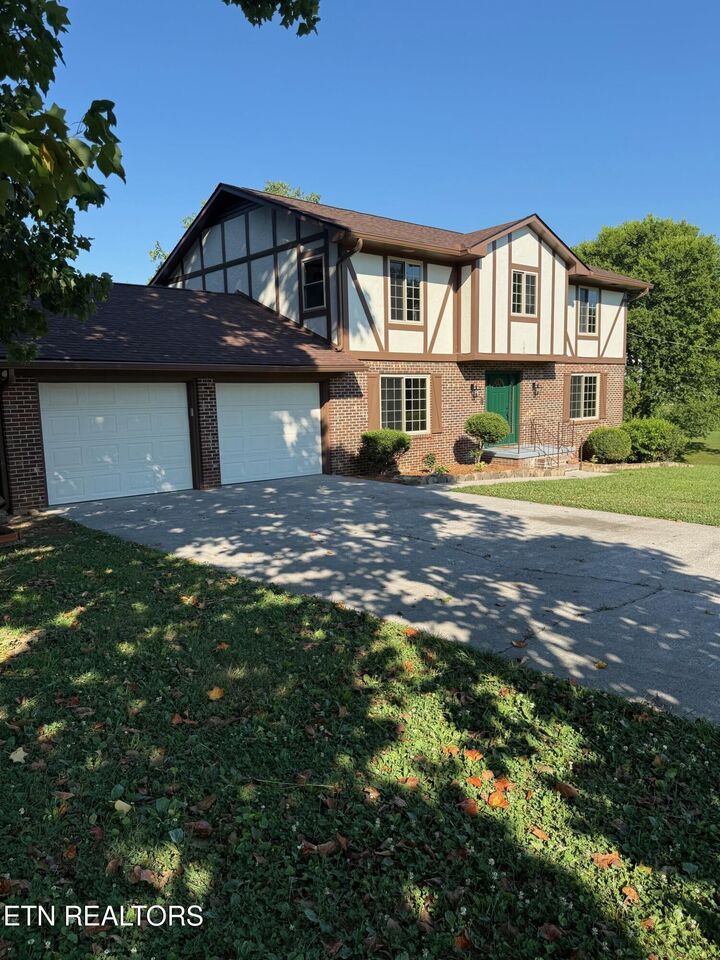 Property Photo:  319 Kenmark Drive  TN 37803 