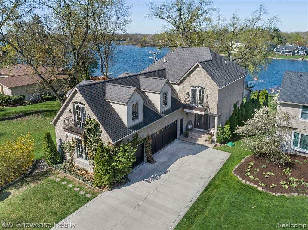 3190 Edgewood Park Drive  Commerce Twp MI 48382 4429 photo