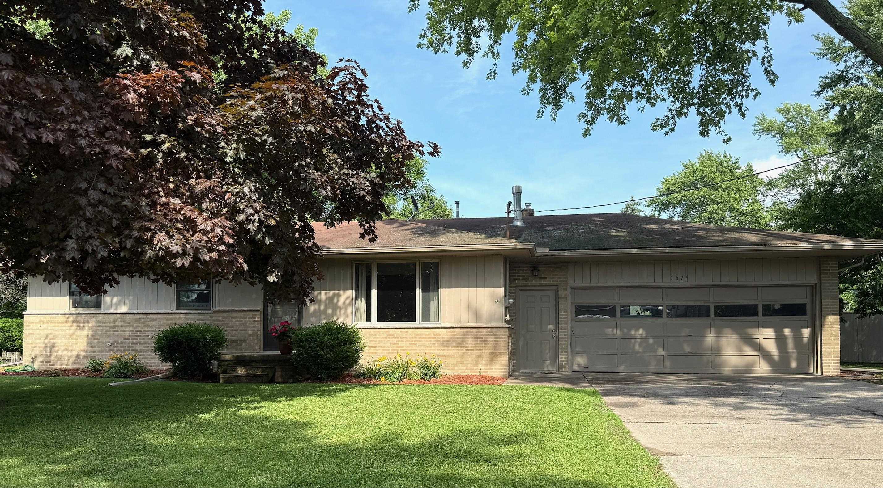 Property Photo: 1574 Elizabeth Lane MI 48732